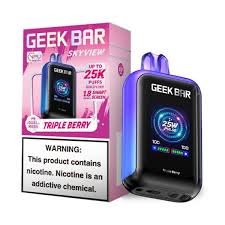 Geek Bar Skyview: Triple Berry (25K Puffs)