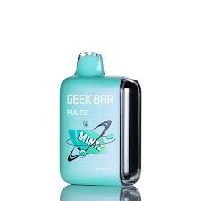 Geek Bar - Pulse: Blackmintz (7500-15000 Puffs)